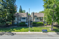 2200 Gateway Oaks Dr in Sacramento, CA - Foto de edificio - Building Photo