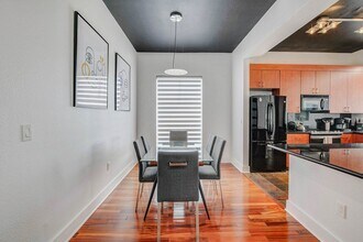 3505 Sage Rd in Houston, TX - Building Photo - Building Photo