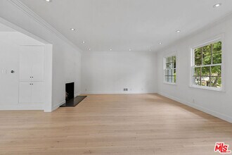 1462 Rising Glen Rd in Los Angeles, CA - Building Photo - Building Photo