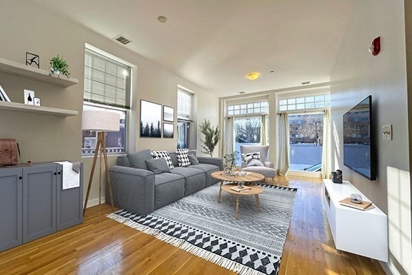 8 Barton Sq, Unit 1