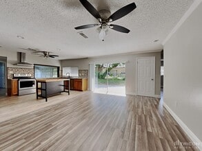 13005 Willoughby Ln in Hudson, FL - Building Photo - Building Photo