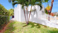 2915 SW 24th Ter in Miami, FL - Building Photo - Building Photo