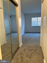 5831 Cove Landing Rd in Burke, VA - Building Photo - Building Photo