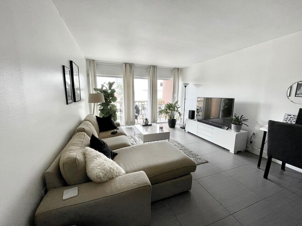 600 NE 25th St, Unit 31 in Miami, FL - Foto de edificio