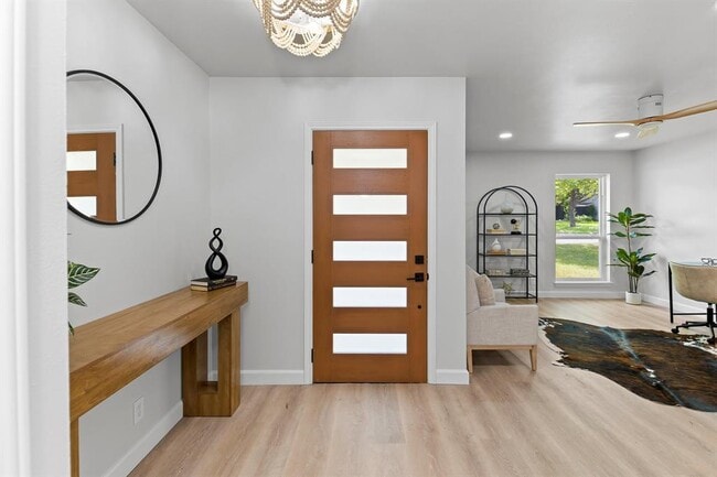 7302 Hartnell Dr in Austin, TX - Building Photo - Building Photo