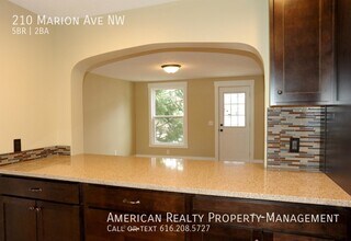 210 Marion Ave NW in Grand Rapids, MI - Building Photo - Building Photo