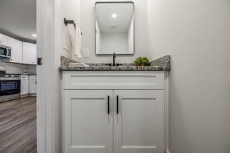 121 Brookmeade Dr in Anderson, SC - Foto de edificio - Building Photo