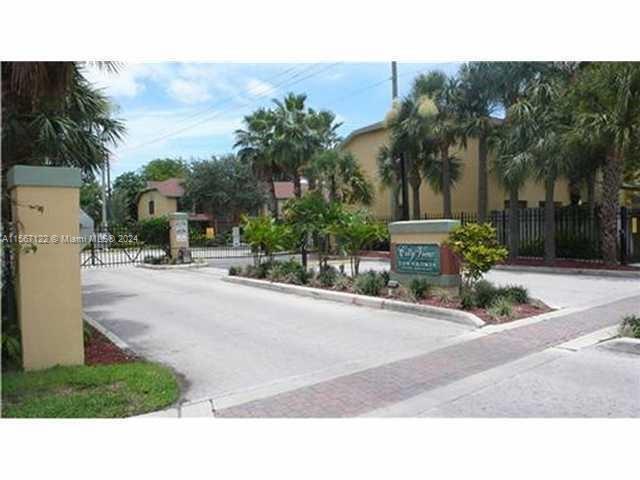 206 City View Dr in Fort Lauderdale, FL - Building Photo - Building Photo