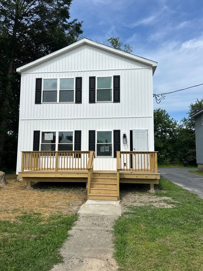 214 Smith St, Unit Miller-A