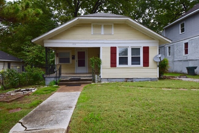property at 1974 Manila Ave