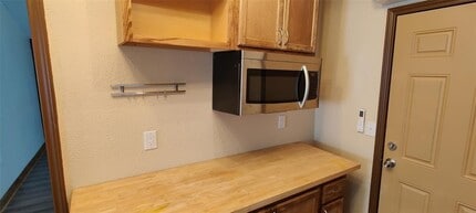 308 Crockett St in Texas City, TX - Building Photo - Building Photo