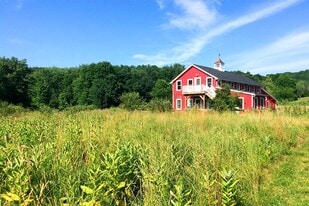 67 Black Creek Rd in Highland, NY - Building Photo