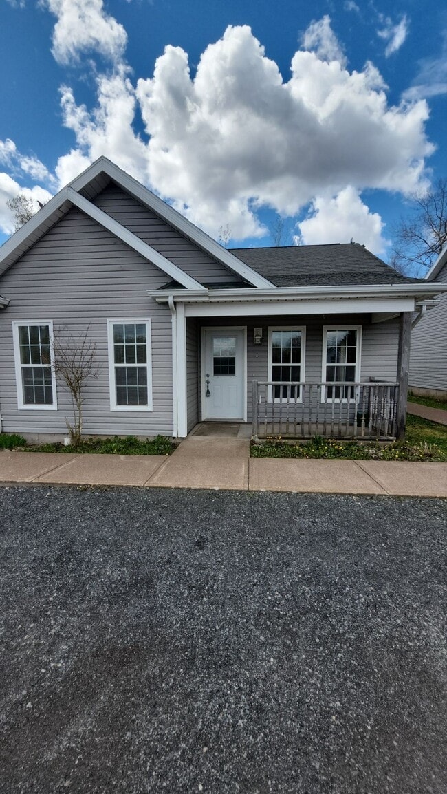 property at 1924 Campbells Rd