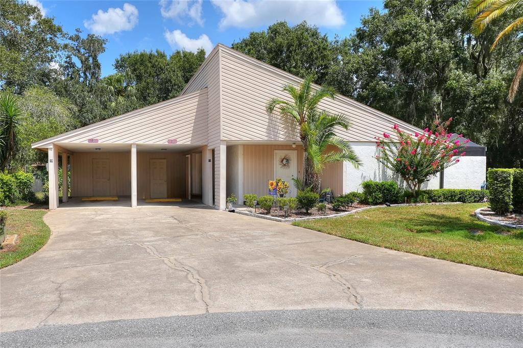 3988 Oak Loop in Mulberry, FL - Building Photo