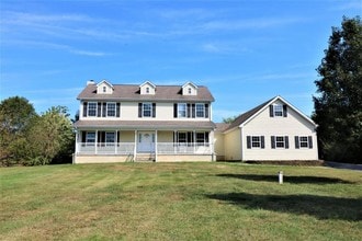 412 Pauline Dr in Clayton, DE - Building Photo - Building Photo