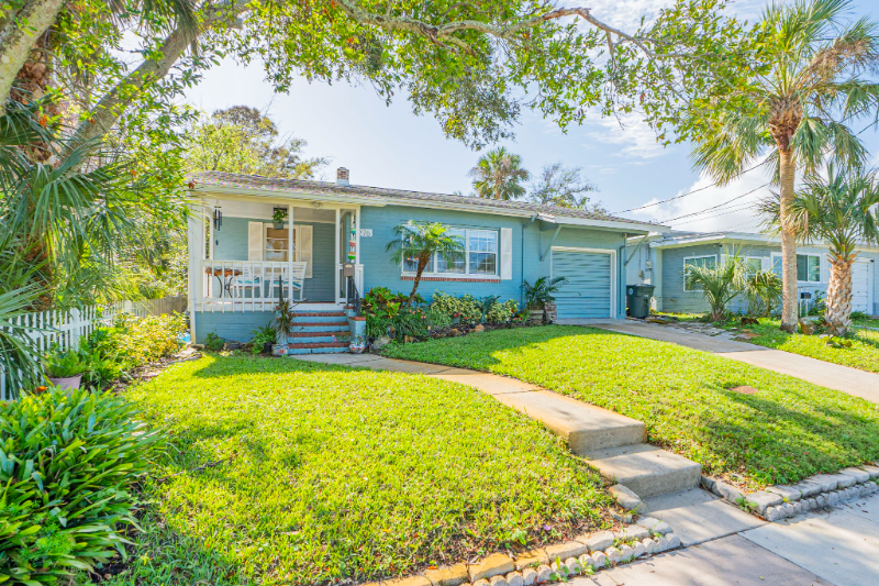 276 Brookline Ave in Daytona Beach, FL - Building Photo