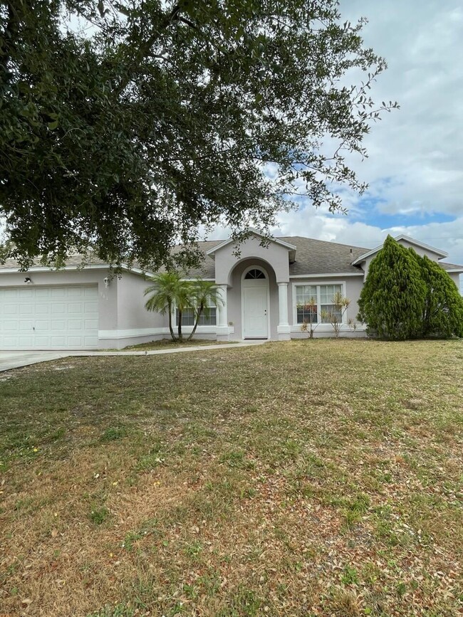 property at 981 SW Versailles Ave