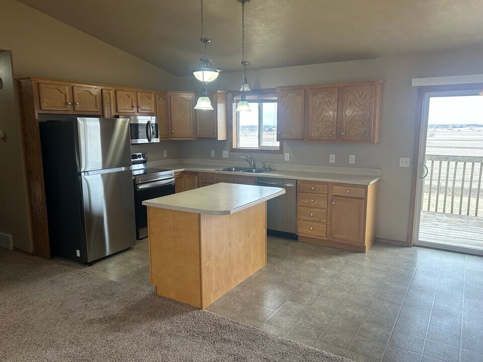 3805 W 93rd St in Sioux Falls, SD - Foto de edificio