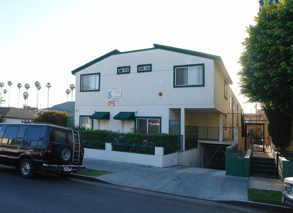 311 N Berendo St in Los Angeles, CA - Foto de edificio