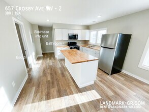 657 Crosby St NW in Grand Rapids, MI - Building Photo - Building Photo