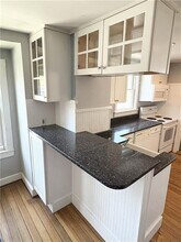 61 Malbone Rd in Newport, RI - Building Photo - Building Photo