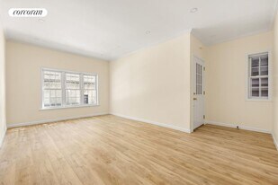 40-30 58th St in Queens, NY - Building Photo