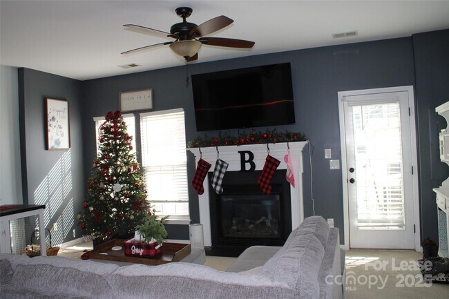 9446 Cadman Ct in Cornelius, NC - Building Photo - Building Photo