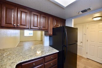 113 B Rhonda Dr in Del Rio, TX - Building Photo - Building Photo