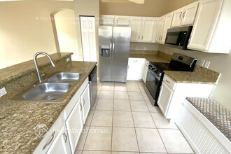 9549 Lago Dr in Boynton Beach, FL - Building Photo - Building Photo