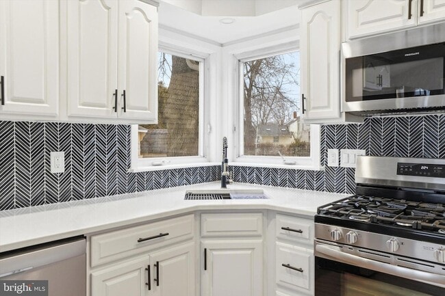 2 Tekening Way in Hamilton Township, NJ - Foto de edificio - Building Photo