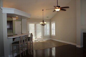 4310 Kirkstone Dr in High Point, NC - Building Photo - Building Photo