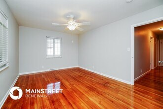 9548 Brookside Dr in Pickerington, OH - Building Photo - Building Photo