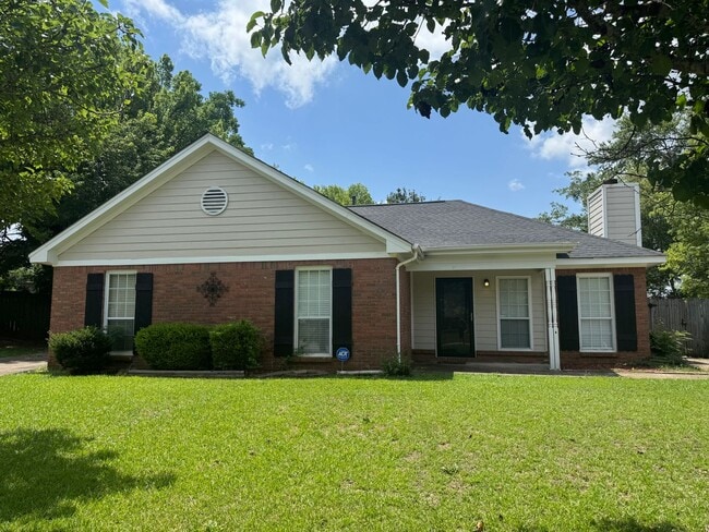 property at 198 Daffodil Ct