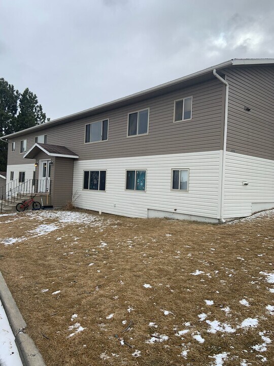 2553 Southridge Dr-Unit -2 in Helena, MT - Building Photo