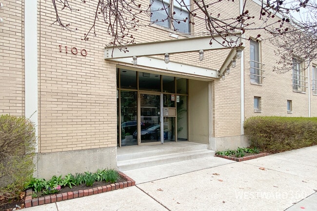 property at 1100 W Cornelia Ave