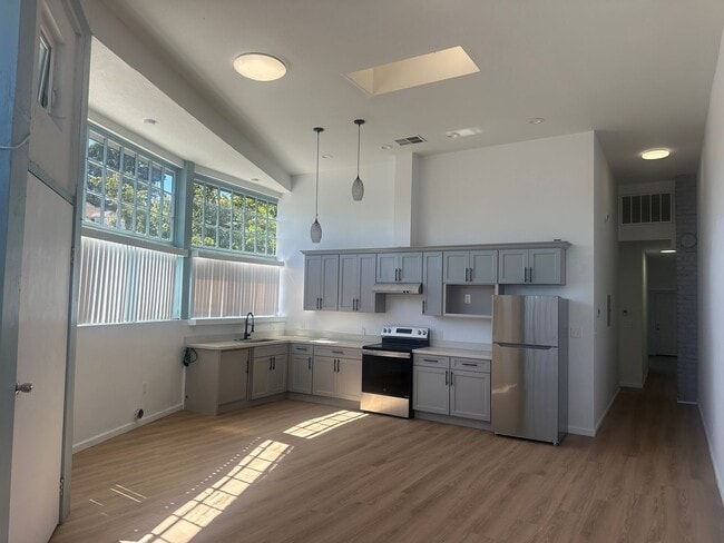 property at 2801 38th Ave