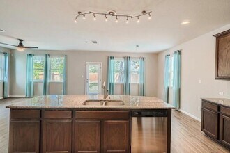 501 Cinnamon Teal Ln in Leander, TX - Building Photo - Building Photo