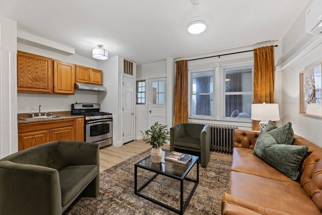 1500 Ridge Pl SE in Washington, DC - Building Photo - Building Photo