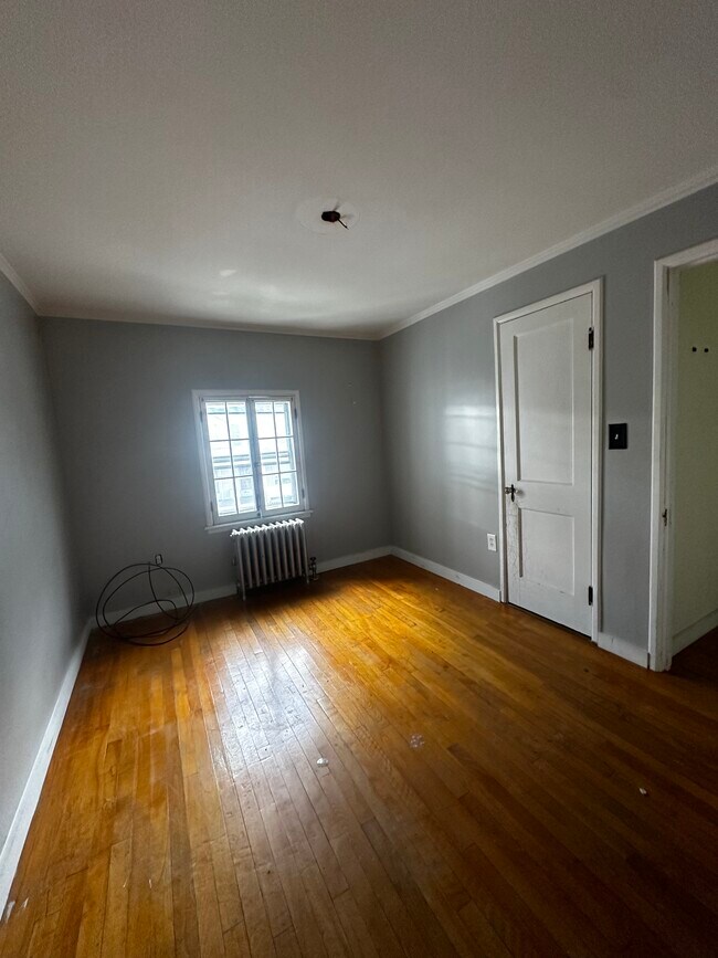 4 Park St, Unit left in Barre, VT - Building Photo - Building Photo