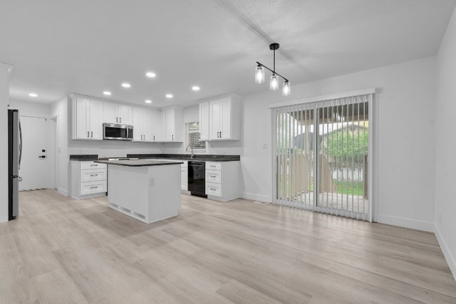 190 E 400 N in Mapleton, UT - Building Photo - Building Photo