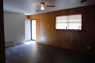 6501 Avenue R in Lubbock, TX - Building Photo - Building Photo