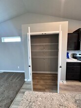 21061 Madison St in Omaha, NE - Building Photo - Building Photo