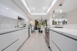 2305 St Andrews Rd in Hollywood, FL - Building Photo - Building Photo
