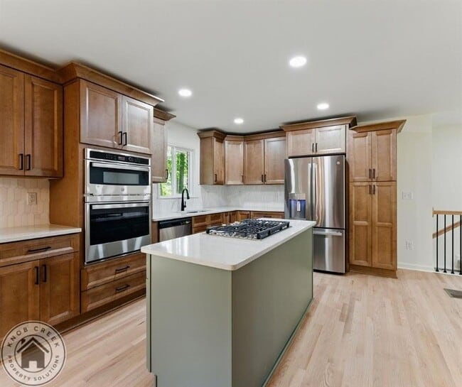 property at 1969 Anderson Dr SE