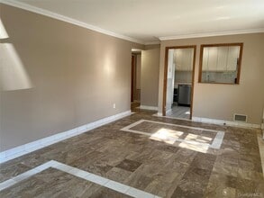 16-05 Bell Blvd in Queens, NY - Building Photo - Building Photo