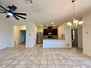 6116 Sunflower Path in San Antonio, TX - Building Photo - Building Photo