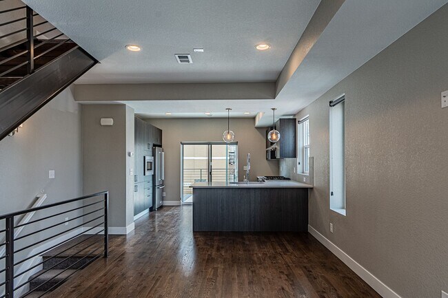 2862 Hazel Ct in Denver, CO - Building Photo - Building Photo