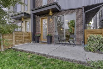 1405 Knox Ct in Denver, CO - Building Photo - Building Photo