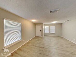 9703 Cameron Creek in San Antonio, TX - Building Photo - Building Photo