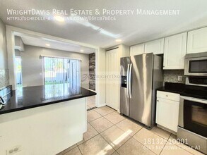 6345 Newtown Cir in Tampa, FL - Building Photo - Building Photo